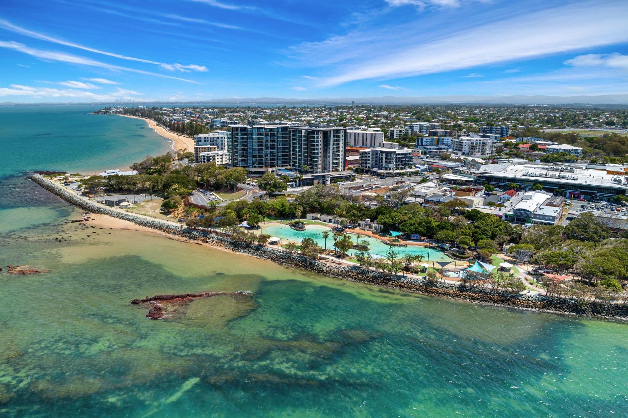 Aparthotel La Vida on Anzac Redcliffe Exterior foto