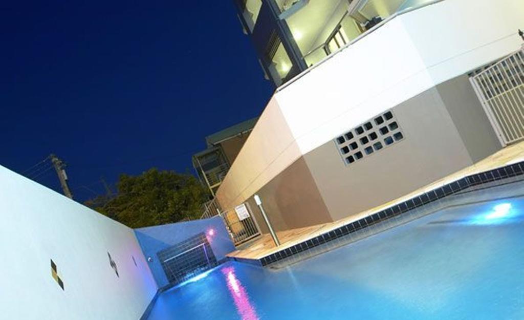 Aparthotel La Vida on Anzac Redcliffe Exterior foto